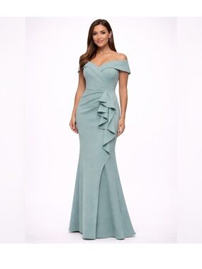 Xscape Sage Green Off Shoulder Ruffle Formal Gown Size 6 NWT GALA MOB Evening